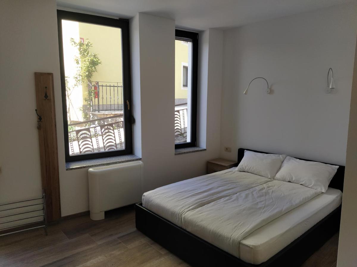 Apartmaji Maln Доленсле Топлице Екстериор снимка