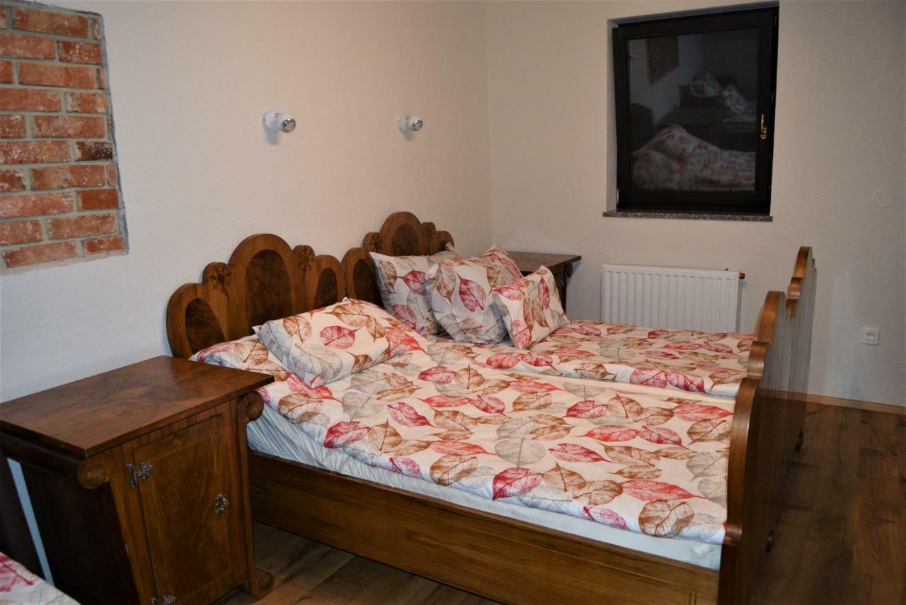 Apartmaji Maln Доленсле Топлице Екстериор снимка